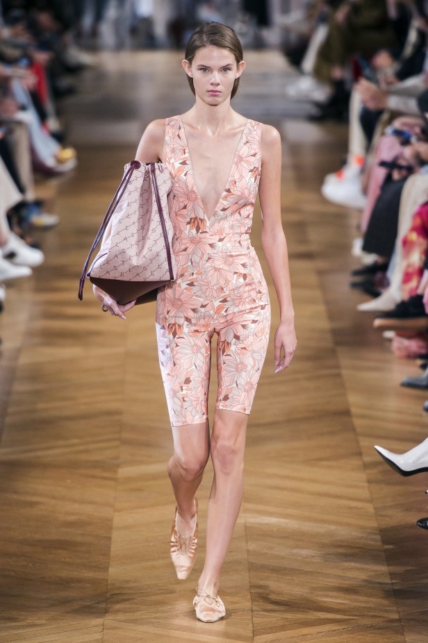 عرض  Stella McCartney لربيع وصيف 2019