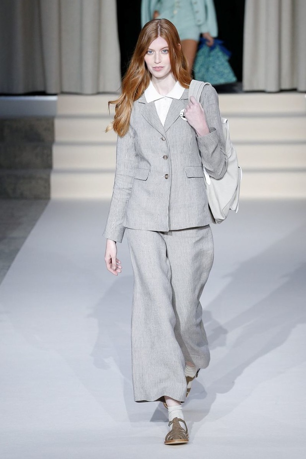 مجموعة أغنيس بي لموسم ربيع وصيف 2019