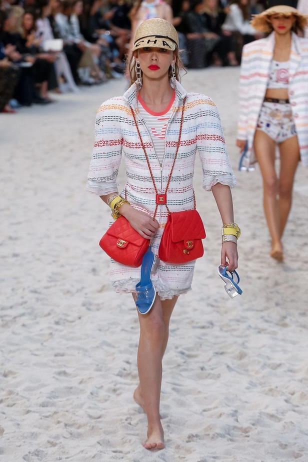 عرض أزياء "شانيل" Chanel لربيع وصيف 2019 !