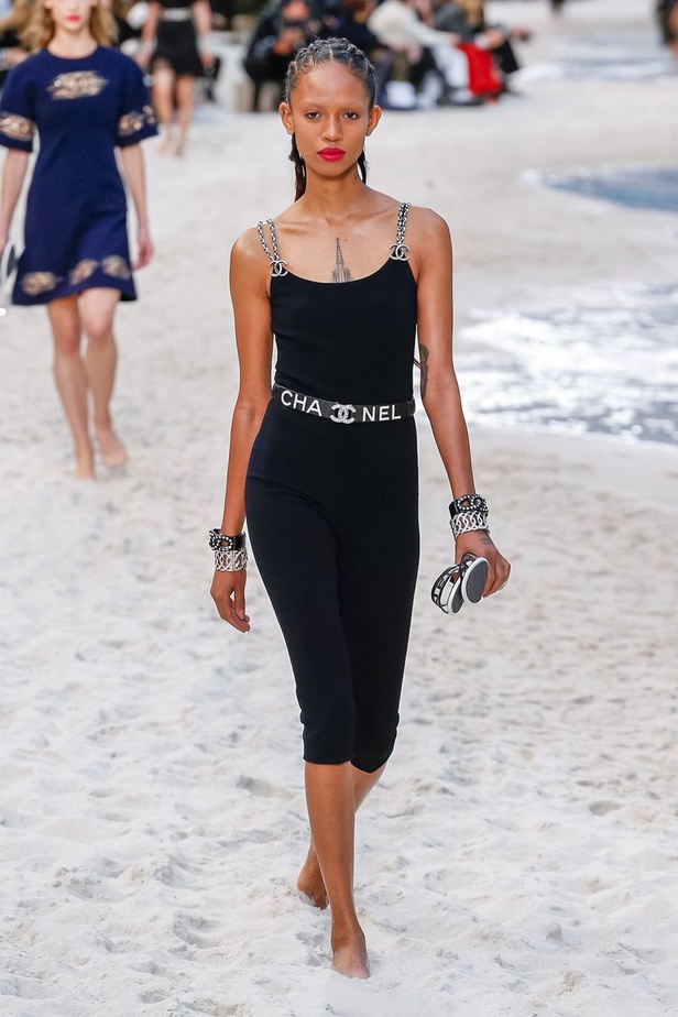 عرض أزياء "شانيل" Chanel لربيع وصيف 2019 !