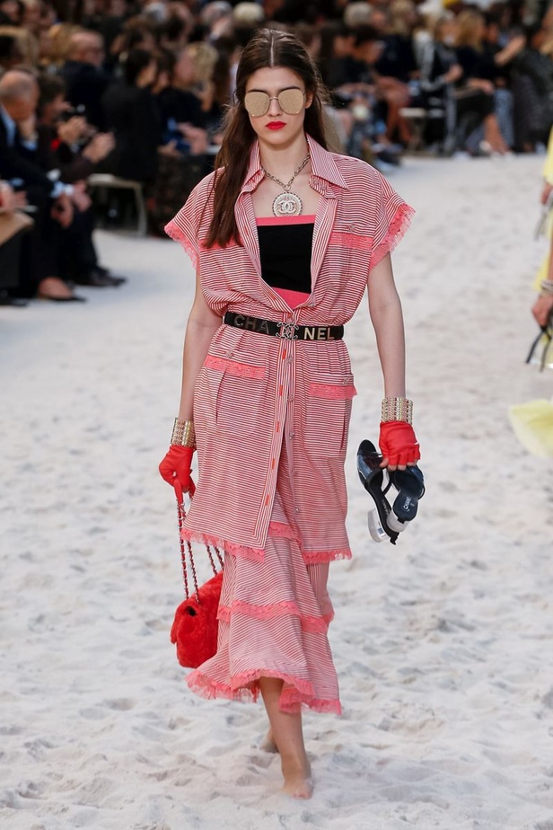 عرض أزياء "شانيل" Chanel لربيع وصيف 2019 !