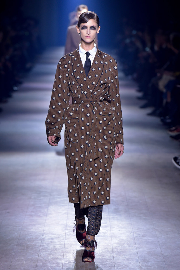 مجموعة "دريز فان نوتن" لموسم خريف وشتاء 2016-2017