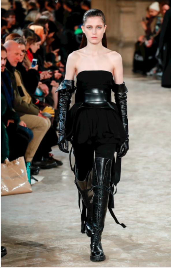 مجموعة Ann Demeulemeester لخريف وشتاء ٢٠١٨ !