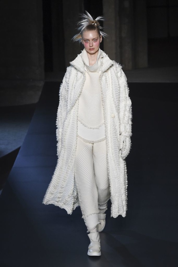  مجموعة Issey Miyake لخريف و شتاء 2018