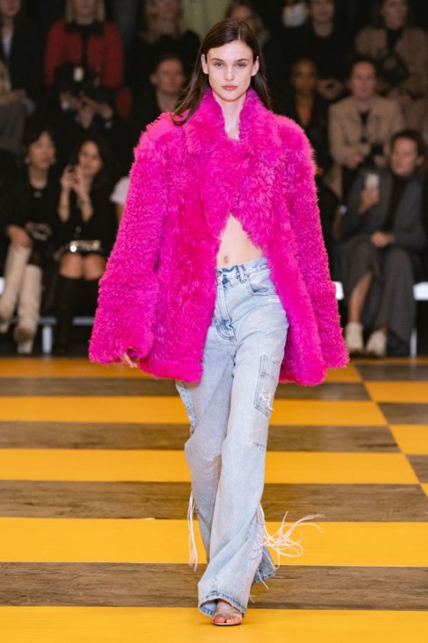 مجموعة off-White للألبسة الجاهزة لخريف 2019