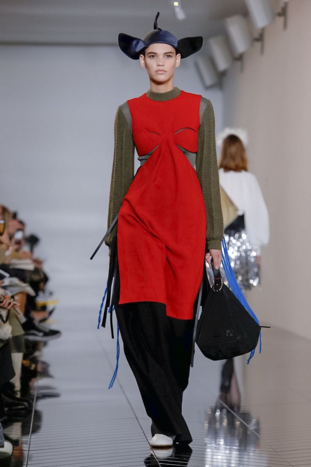 عرض أزياء ‏Loewe‏ لموسم خريف وشتاء 2019‏