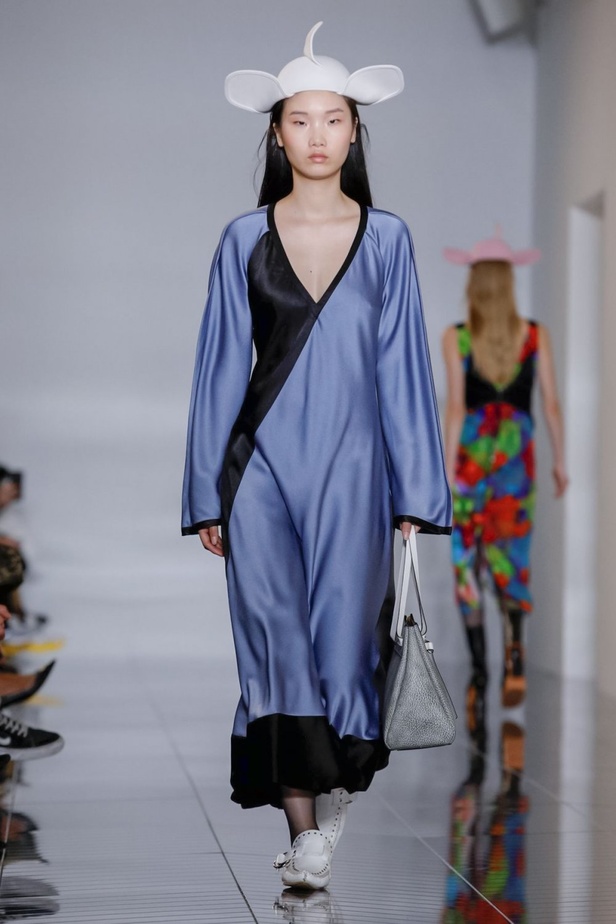 عرض أزياء ‏Loewe‏ لموسم خريف وشتاء 2019‏