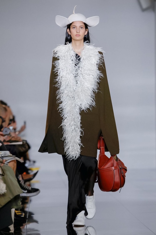 عرض أزياء ‏Loewe‏ لموسم خريف وشتاء 2019‏