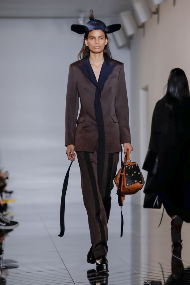 عرض أزياء ‏Loewe‏ لموسم خريف وشتاء 2019‏