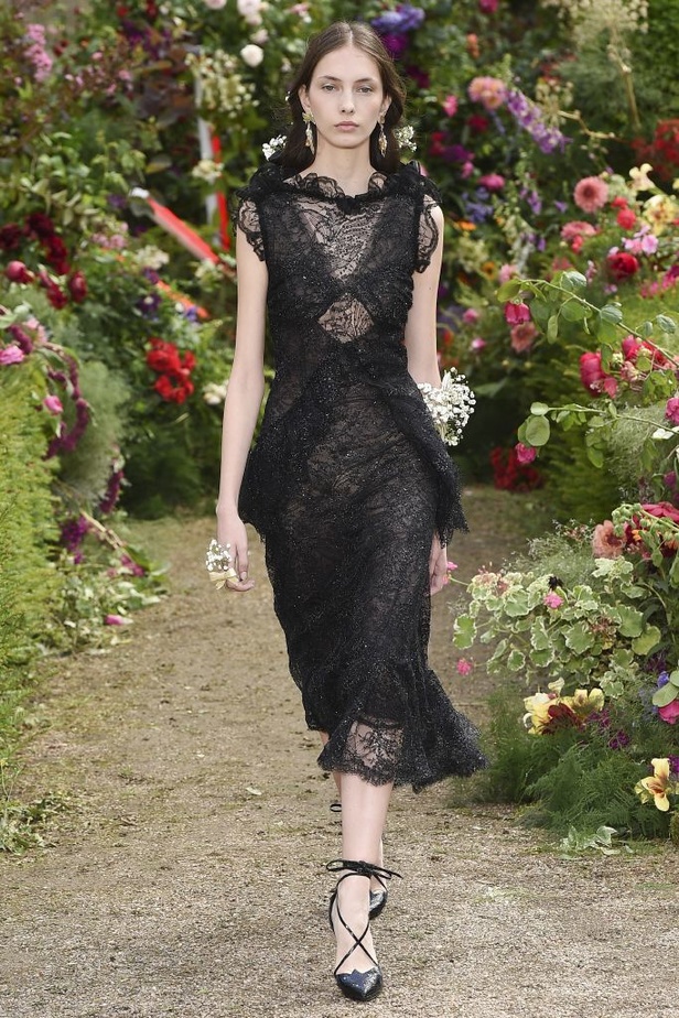 مجموعة رودارت للألبسة الجاهزة لربيع و صيف 2018