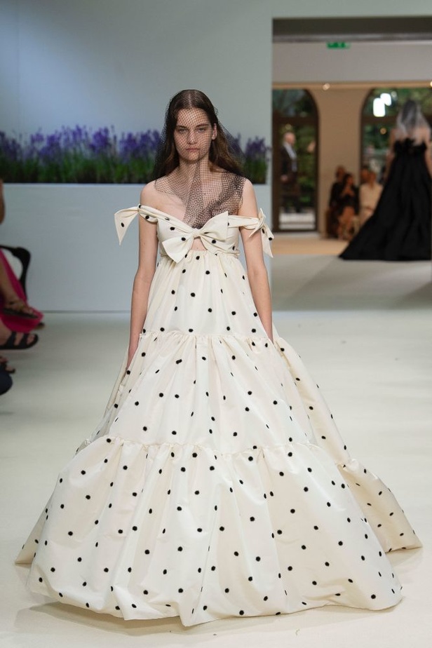 عرض أزياء Giambattista Valli لخريف 2018