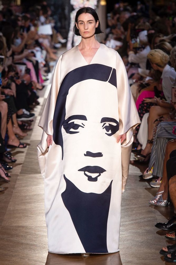 عرض أزياء Schiaparelli لخريف 2018