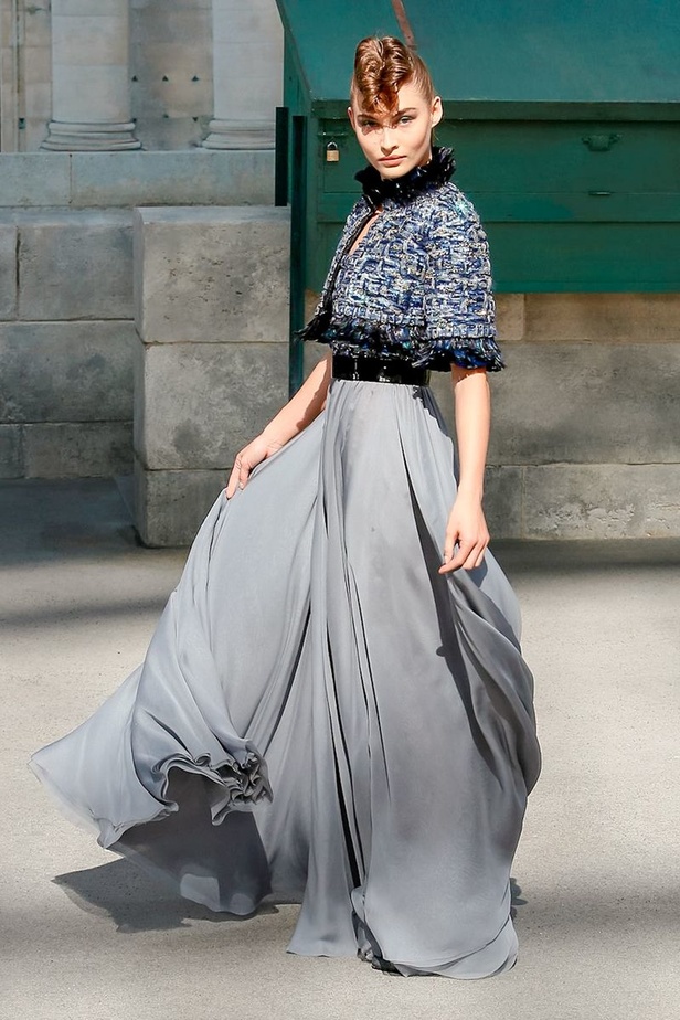 عرض Chanel لخريف وشتاء 2018 للهوت كوتور