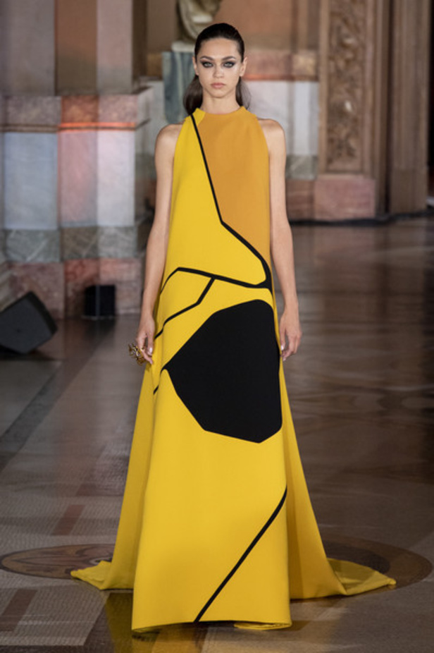 مجموعة ستيفان رولان للهوت كوتور لشتاء 2019