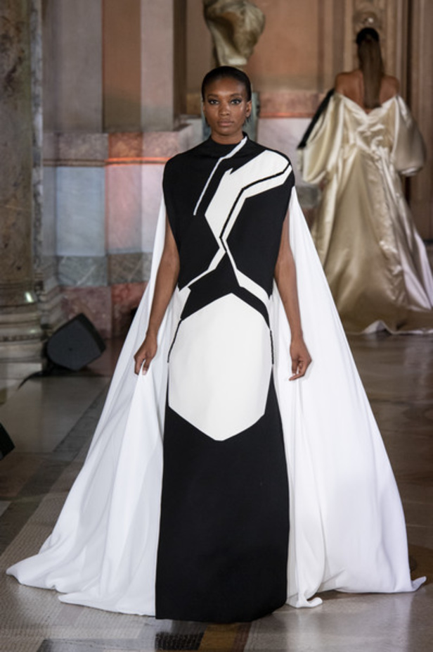 مجموعة ستيفان رولان للهوت كوتور لشتاء 2019