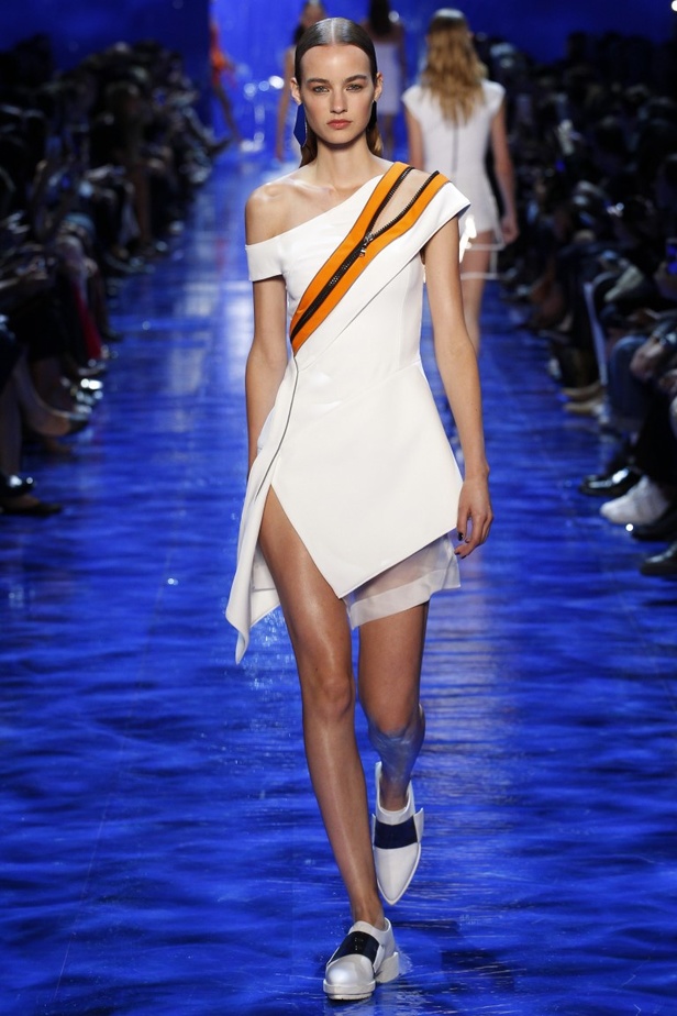 مجموعة موغلر لموسم ربيع وصيف 2017