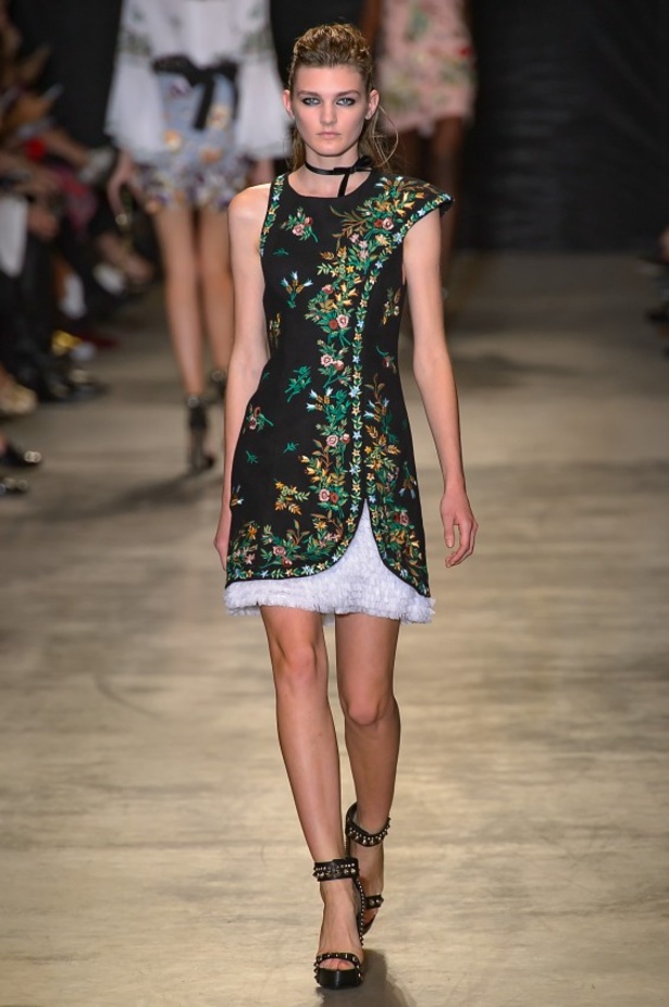 مجموعة “Andrew Gn” لموسم ربيع وصيف 2017