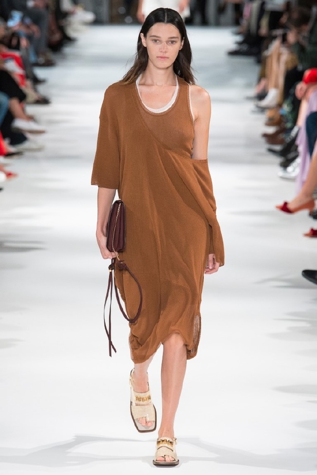 مجموعة ستيلا مكارتني لموسم ربيع وصيف 2018