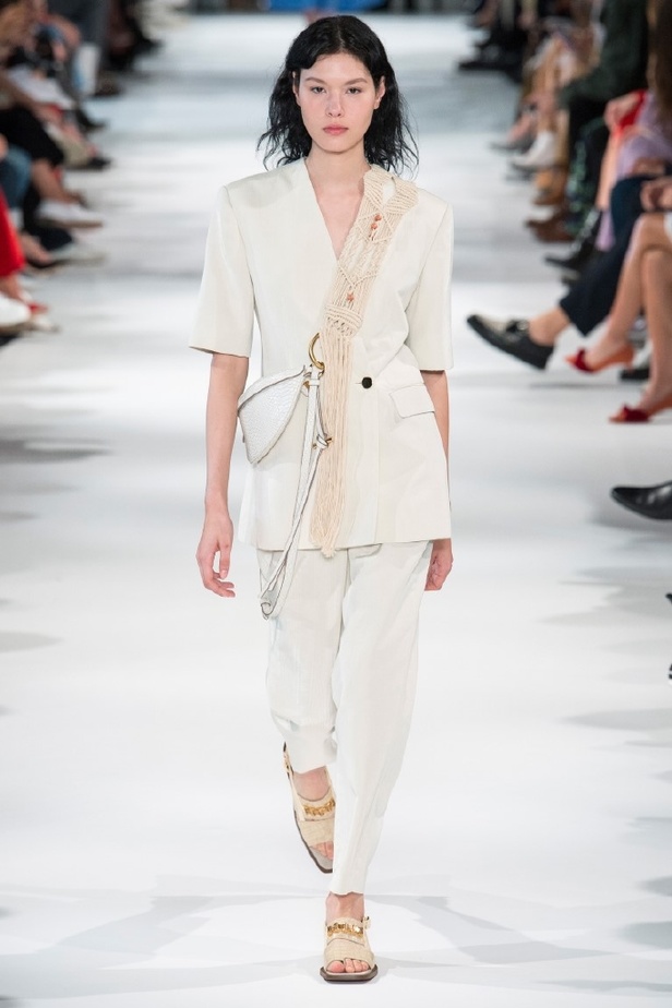 مجموعة ستيلا مكارتني لموسم ربيع وصيف 2018