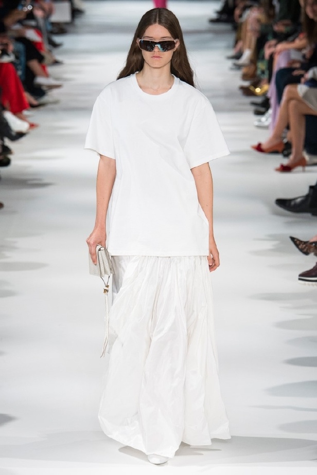 مجموعة ستيلا مكارتني لموسم ربيع وصيف 2018