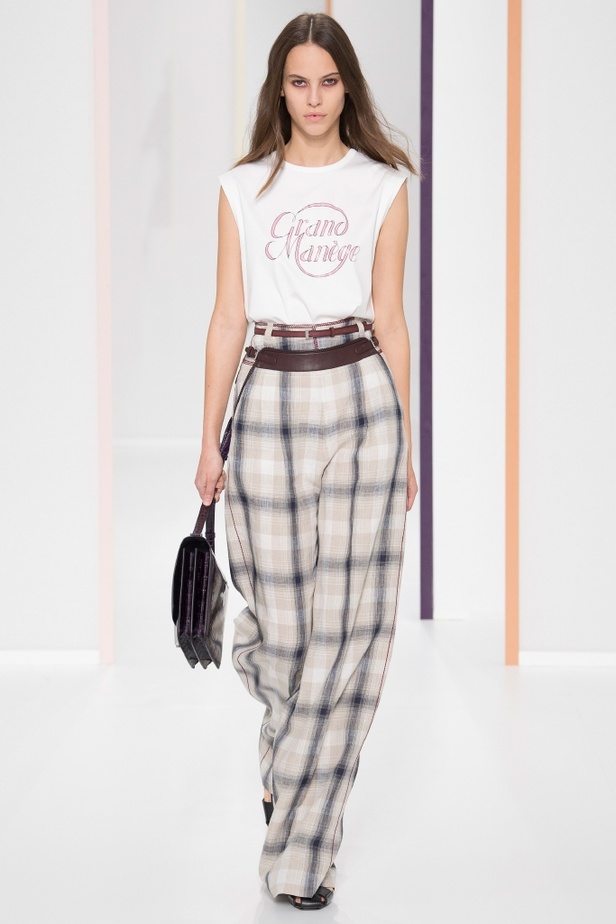 مجموعة Hermes للأزياء الجاهزة لربيع وصيف 2018 !