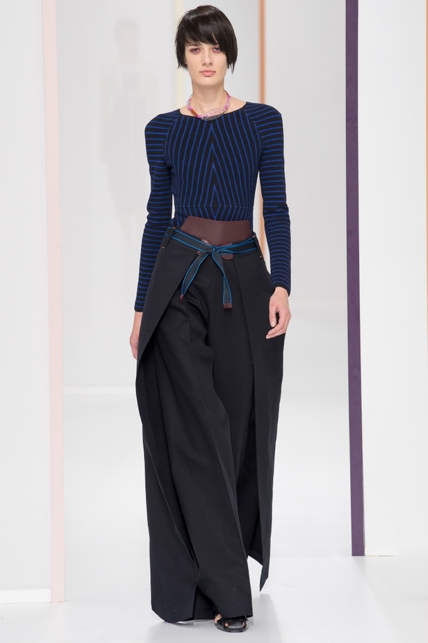 مجموعة Hermes للأزياء الجاهزة لربيع وصيف 2018 !