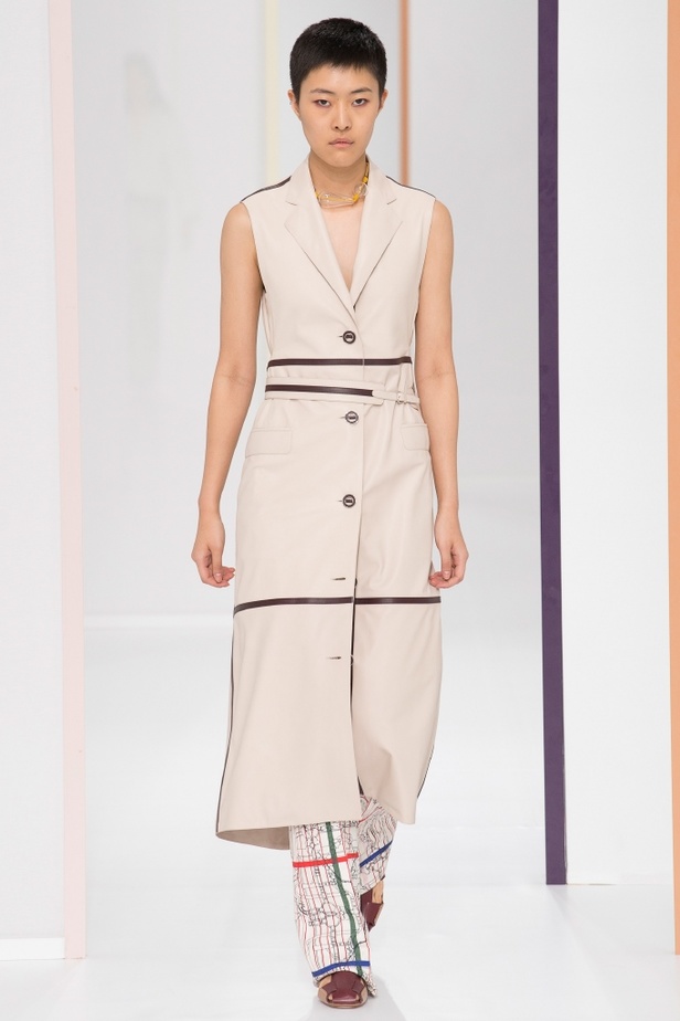 مجموعة Hermes للأزياء الجاهزة لربيع وصيف 2018 !