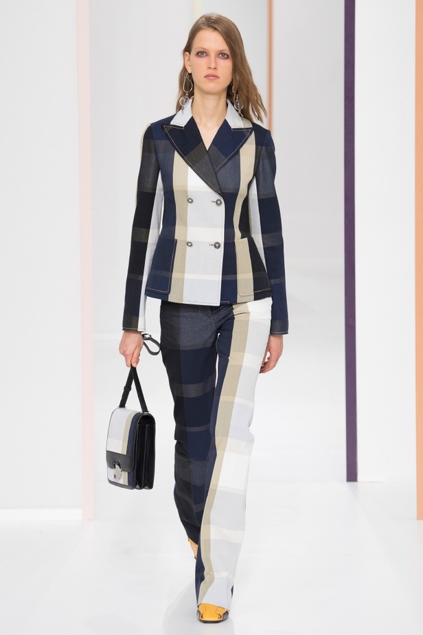 مجموعة Hermes للأزياء الجاهزة لربيع وصيف 2018 !