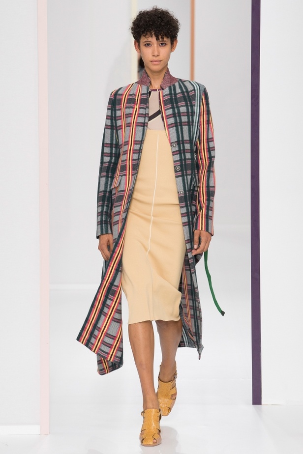 مجموعة Hermes للأزياء الجاهزة لربيع وصيف 2018 !