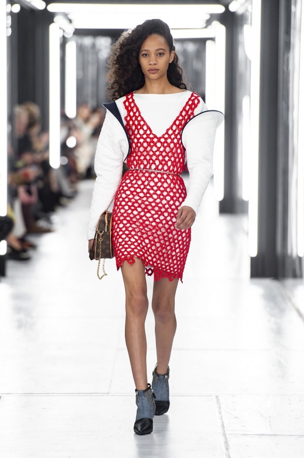 مجموعة فريدة ومميّزة من دار Louis Vuitton لربيع وصيف 2019