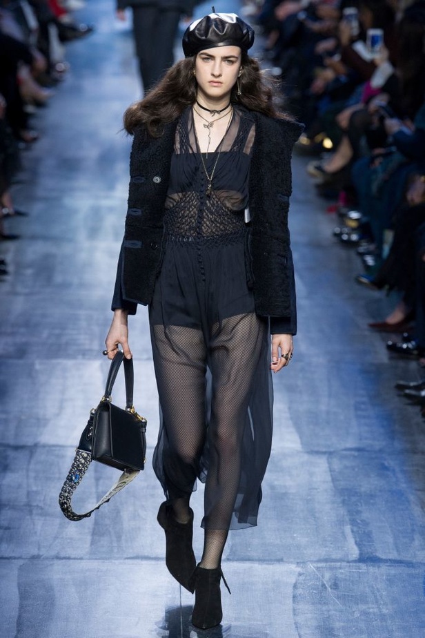 مجموعة كريستيان ديور للألبسة الجاهزة لخريف و شتاء 2017