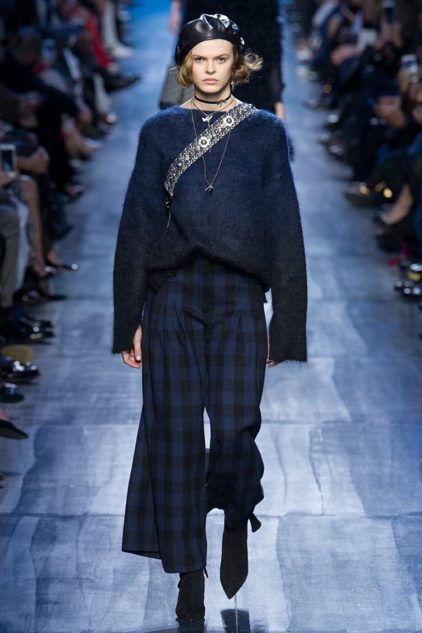 مجموعة كريستيان ديور للألبسة الجاهزة لخريف و شتاء 2017