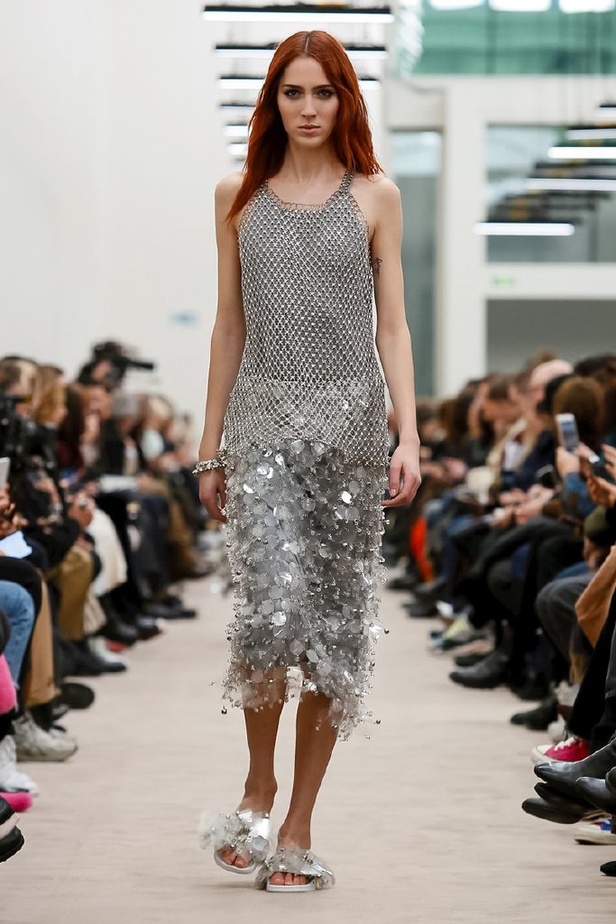 عرض ازياء باكو رابان لخريف وشتاء 2018