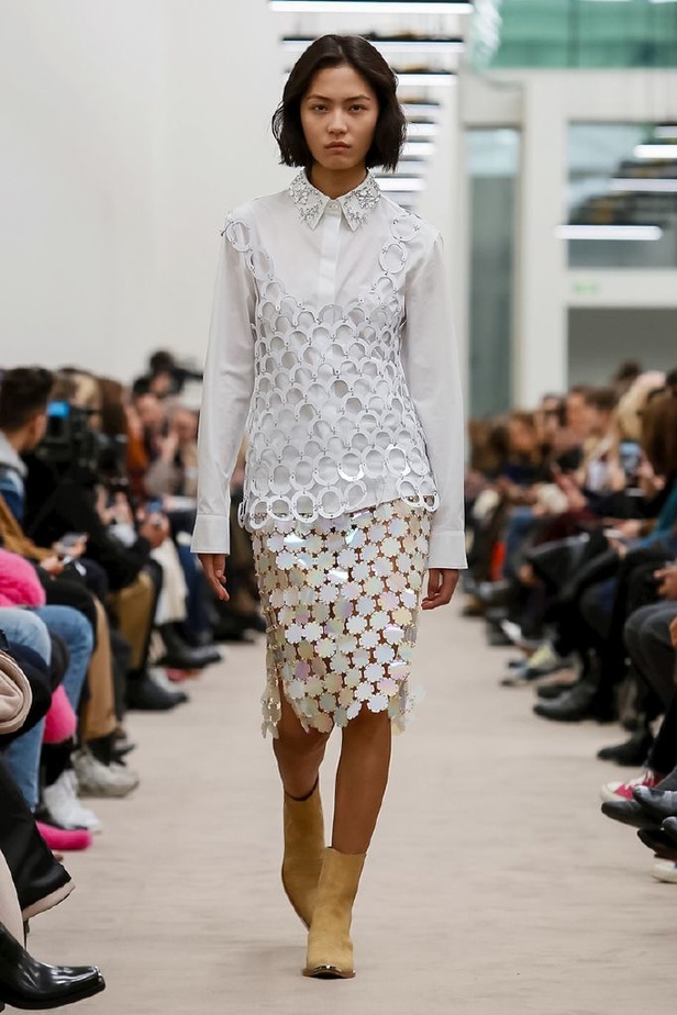 عرض ازياء باكو رابان لخريف وشتاء 2018