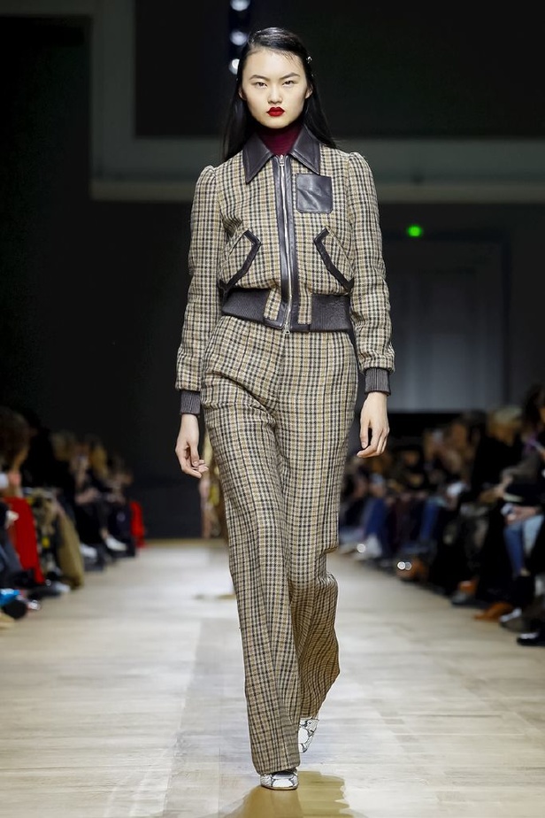 عرض ازياء روشاس لخريف وشتاء 2018