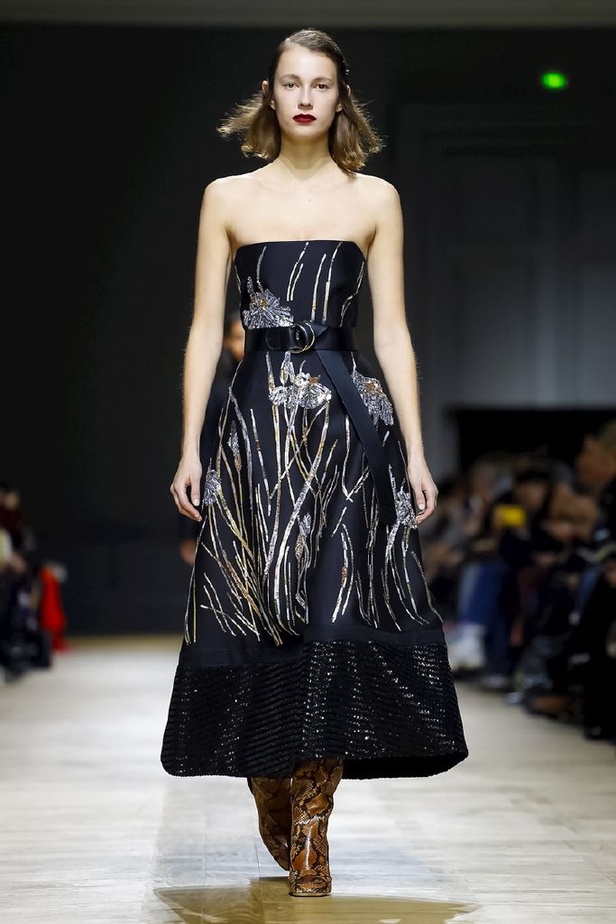 عرض ازياء روشاس لخريف وشتاء 2018