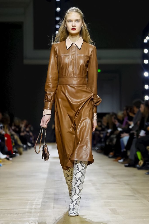 عرض ازياء روشاس لخريف وشتاء 2018