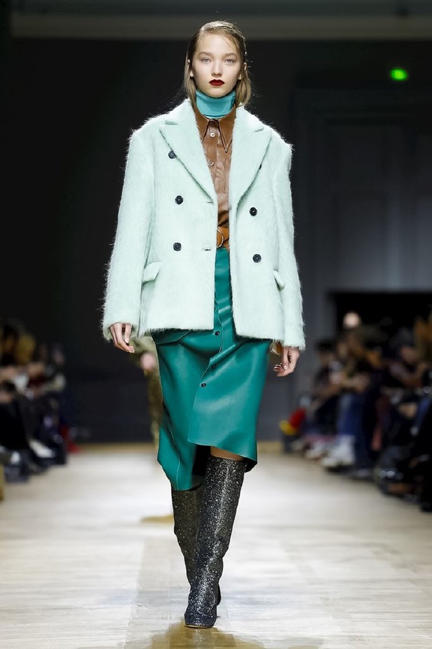 عرض ازياء روشاس لخريف وشتاء 2018