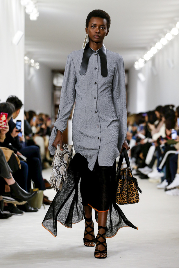 عرض ازياء لويفي لخريف وشتاء 2018