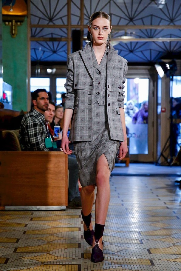 عرض ازياء ألتوزارا لخريف وشتاء 2018