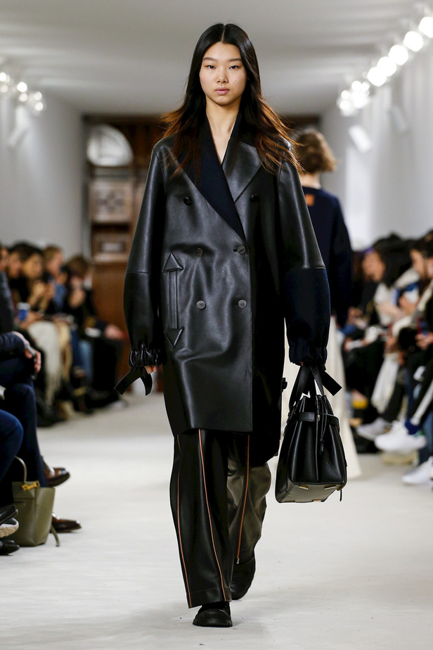 عرض ازياء لويفي لخريف وشتاء 2018