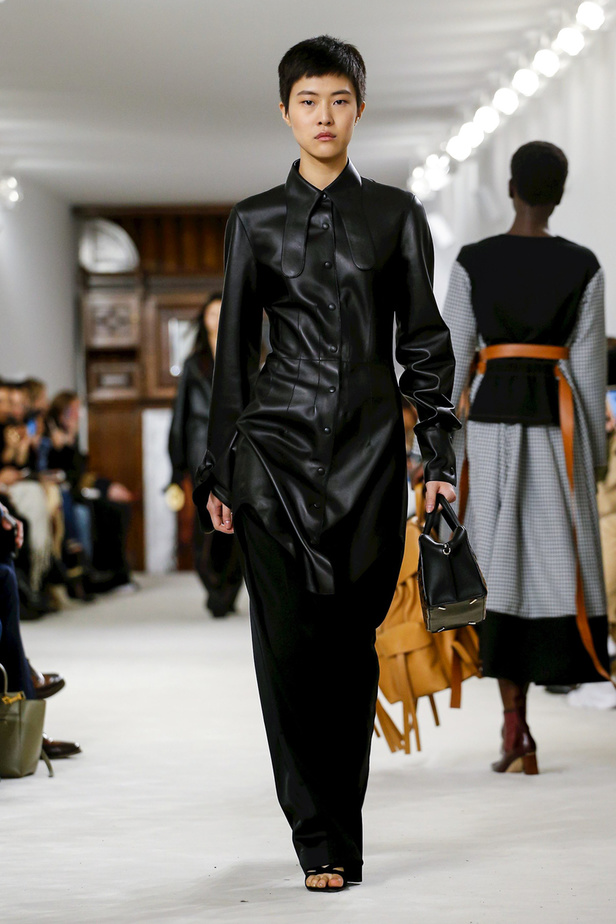 عرض ازياء لويفي لخريف وشتاء 2018