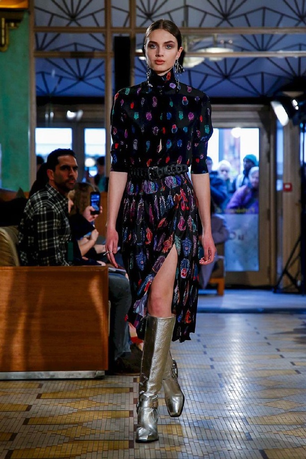 عرض ازياء ألتوزارا لخريف وشتاء 2018