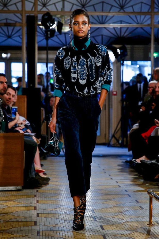 عرض ازياء ألتوزارا لخريف وشتاء 2018