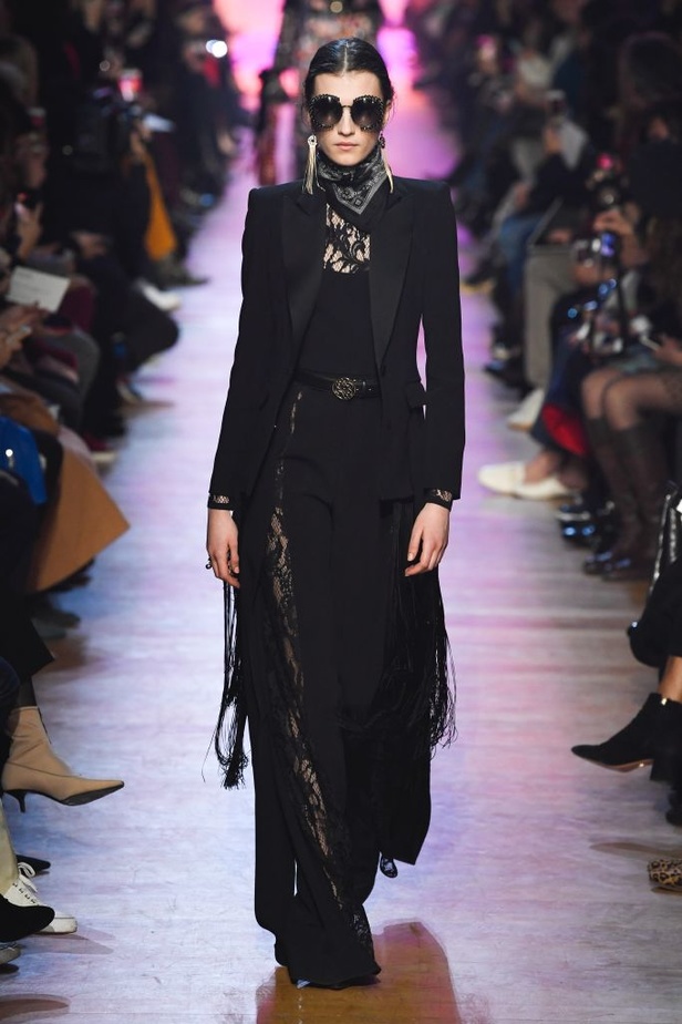 مجموعة ايلي صعب لخريف و شتاء 2018