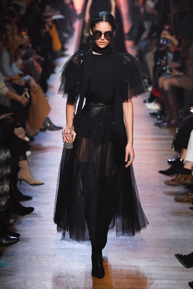 مجموعة ايلي صعب لخريف و شتاء 2018