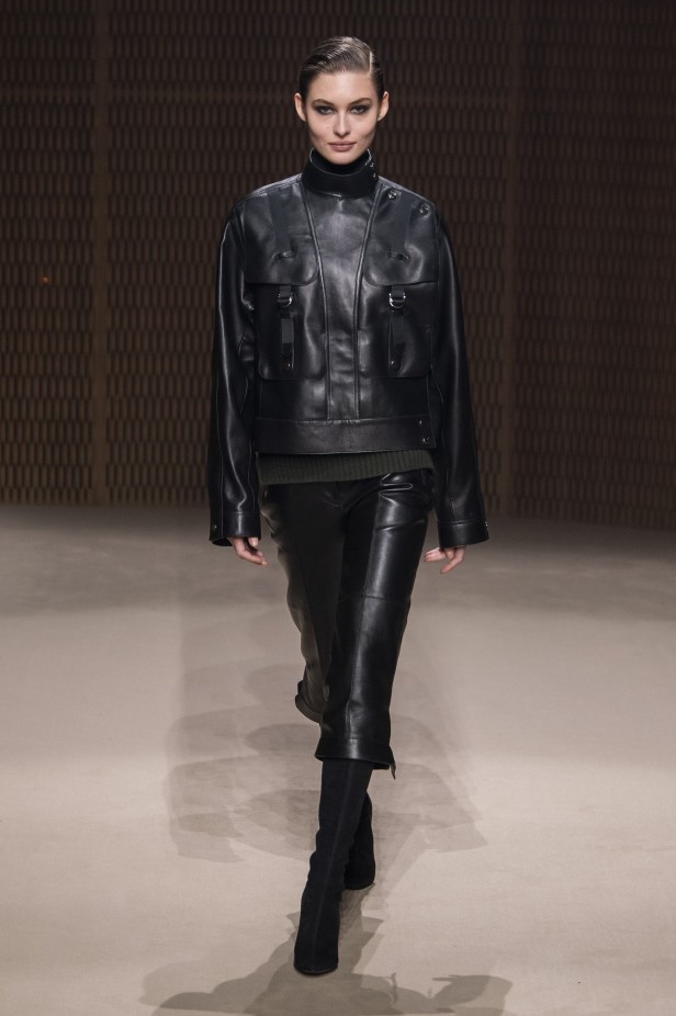 عرض Hermès لخريف وشتاء 2019 في باريس 