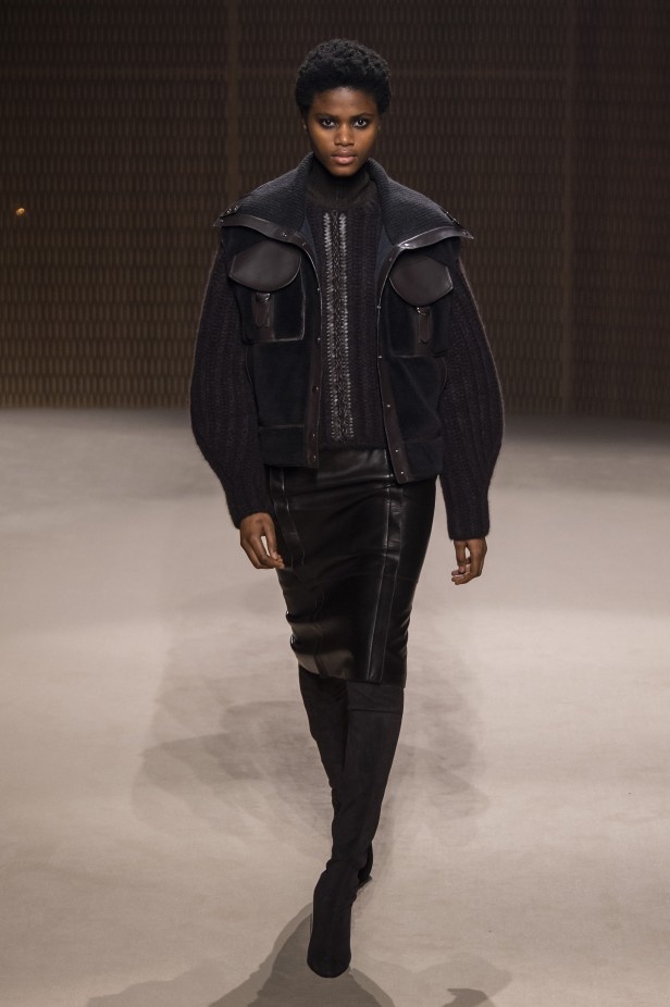عرض Hermès لخريف وشتاء 2019 في باريس 