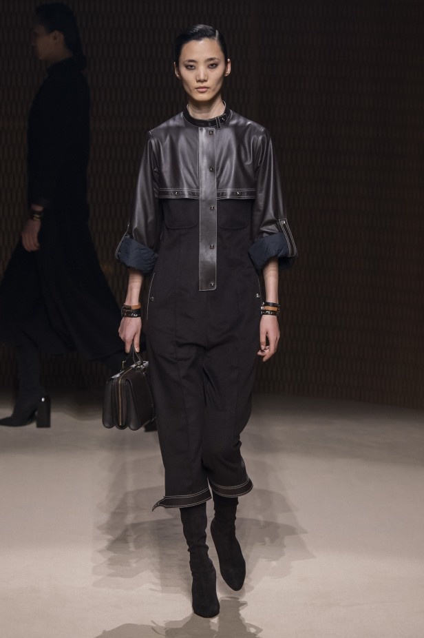 عرض Hermès لخريف وشتاء 2019 في باريس 