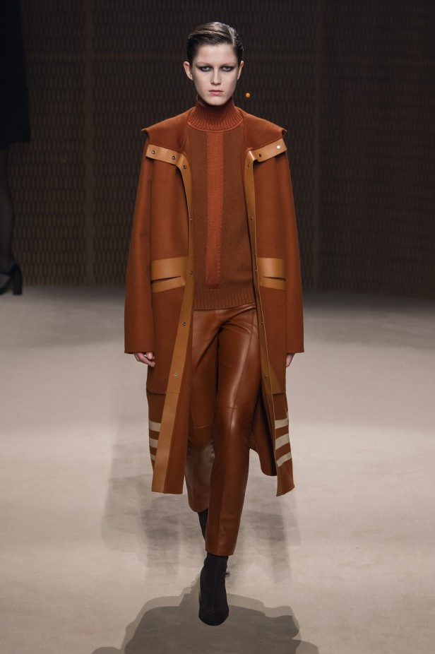 عرض Hermès لخريف وشتاء 2019 في باريس 